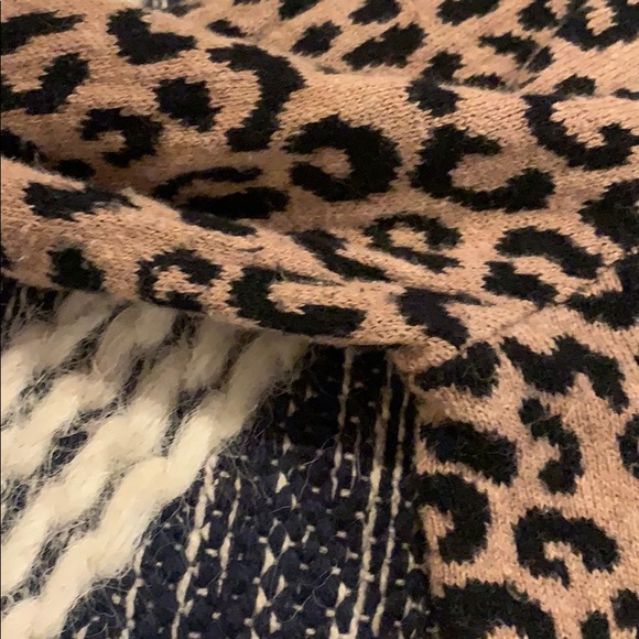 A New Day Cheetah Print Sweater - Picture 3 of 5